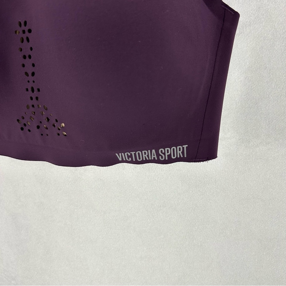 Victoria Sport Bra Size 32C - Picture 5 of 7